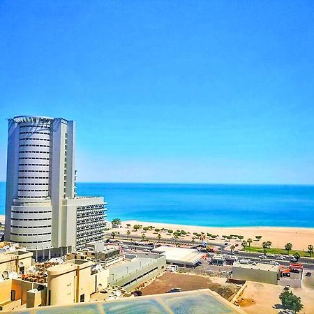Bravo Royal Hotel Suites Kuwait City Exterior photo