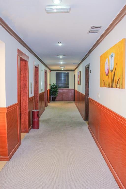 Bravo Royal Hotel Suites Kuwait City Exterior photo