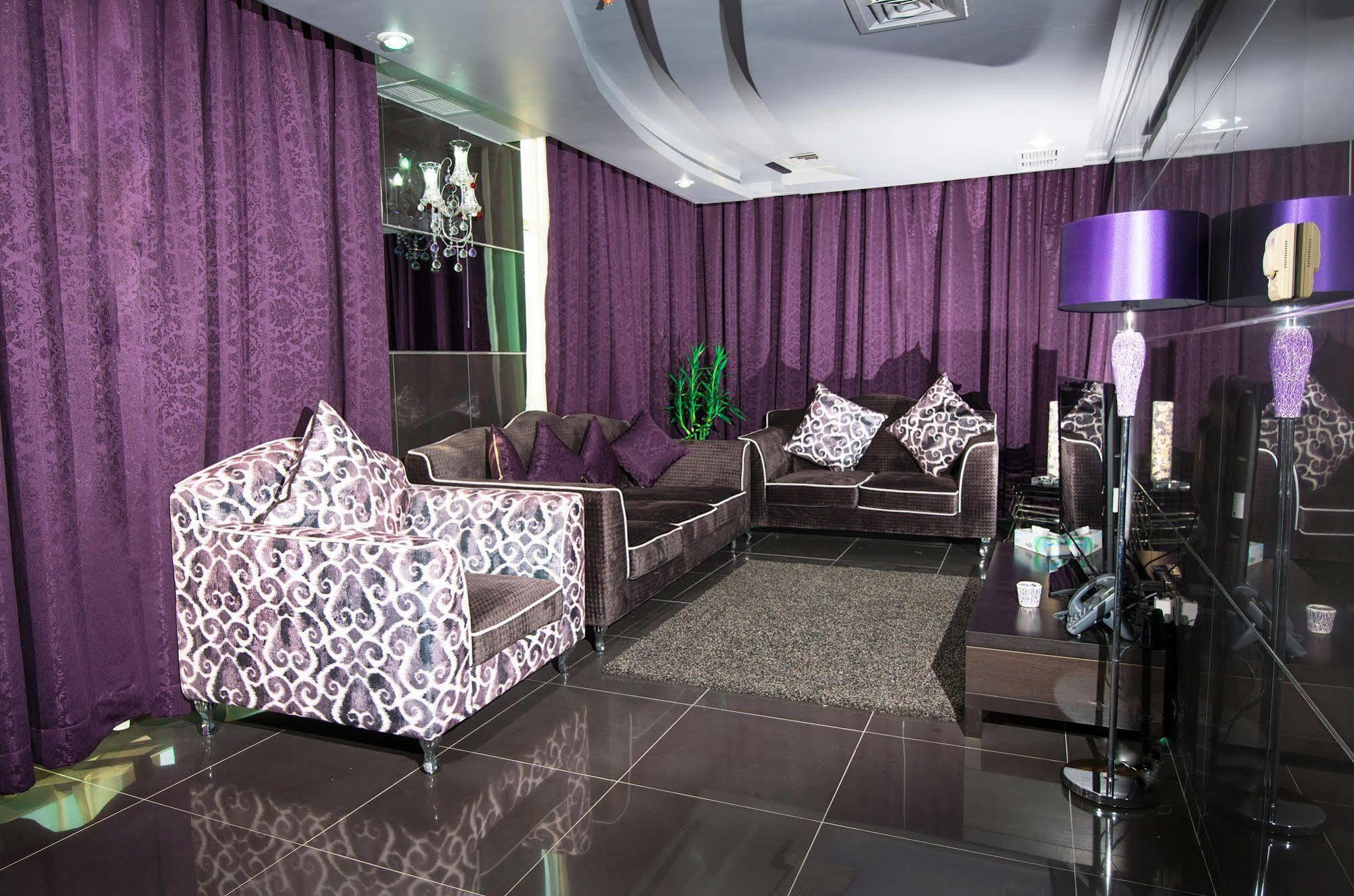 Bravo Royal Hotel Suites Kuwait City Exterior photo